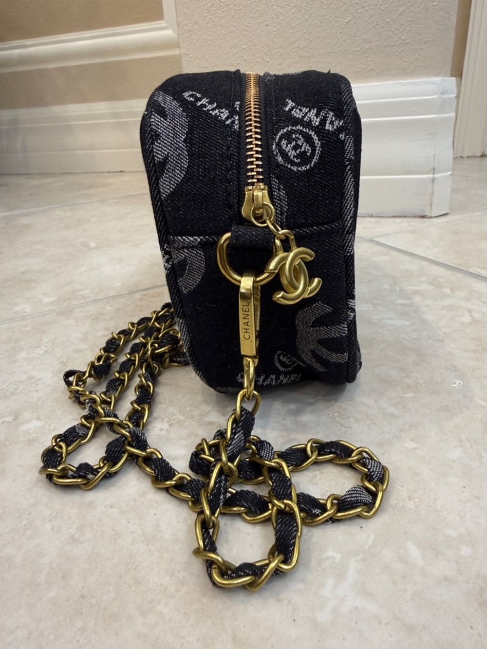 Chanel GWP Black Denim Crossbody Bag brass hardware - Picture 2 of 12